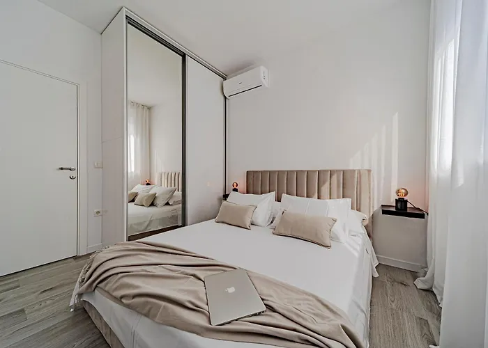 아파트 Penthouse Optimum *