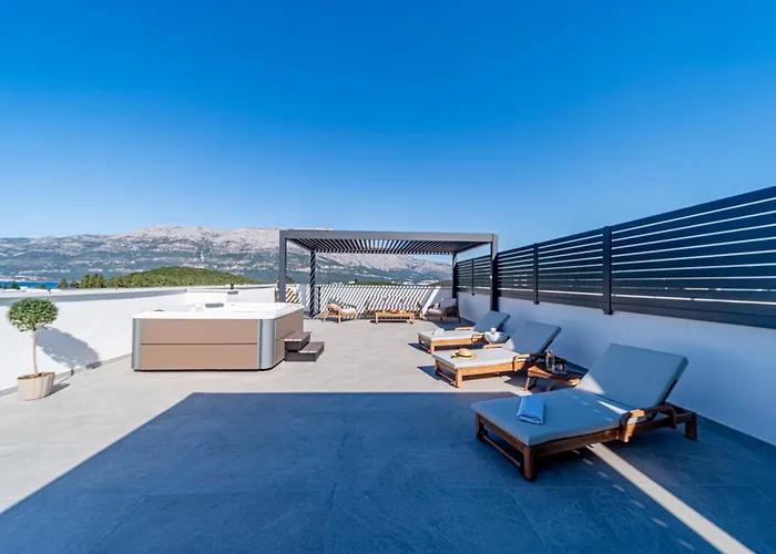 아파트 Penthouse Optimum *